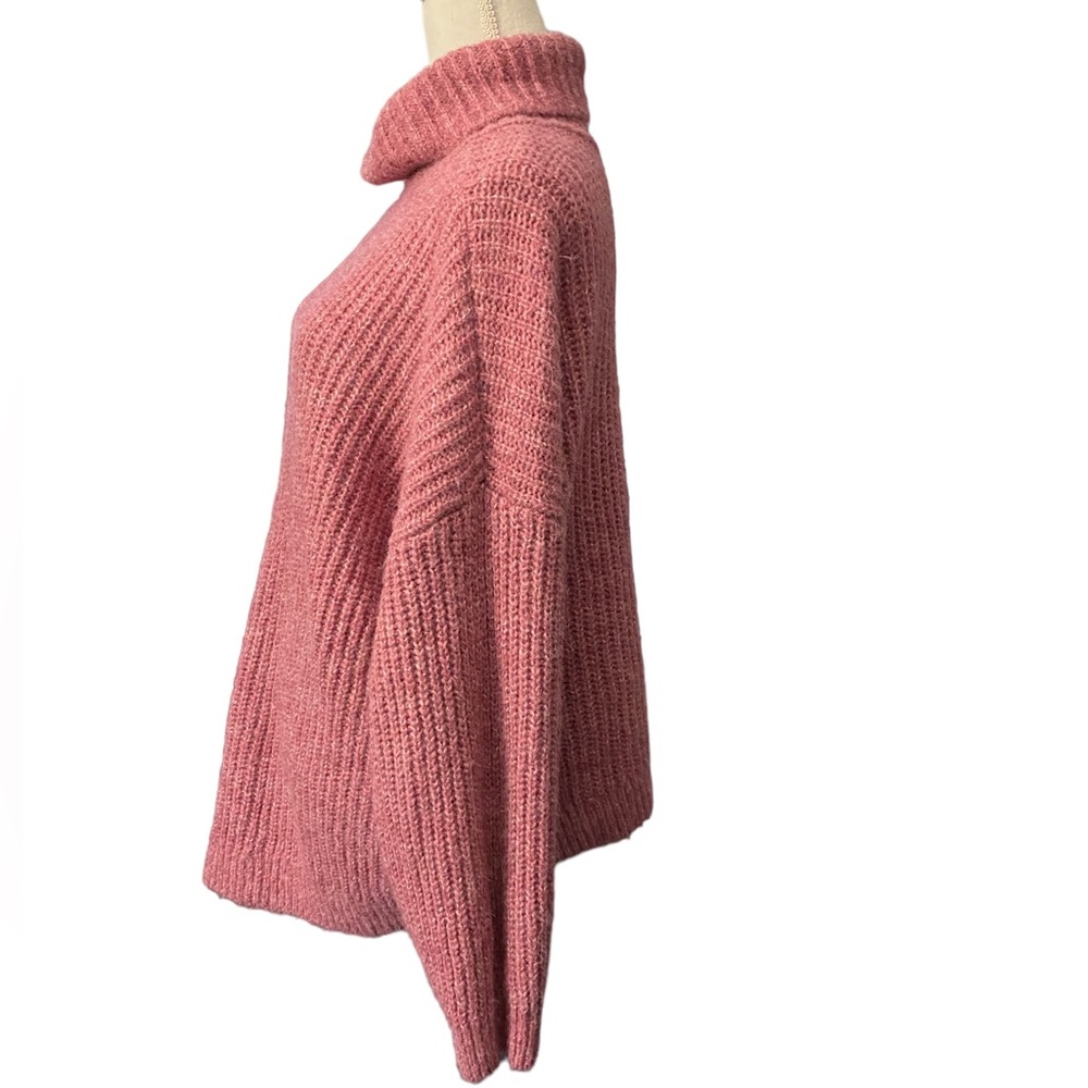 Old Navy pink dusk sweater with cowlneck, size large, polyester/nylon/wool - Picture 4 of 13